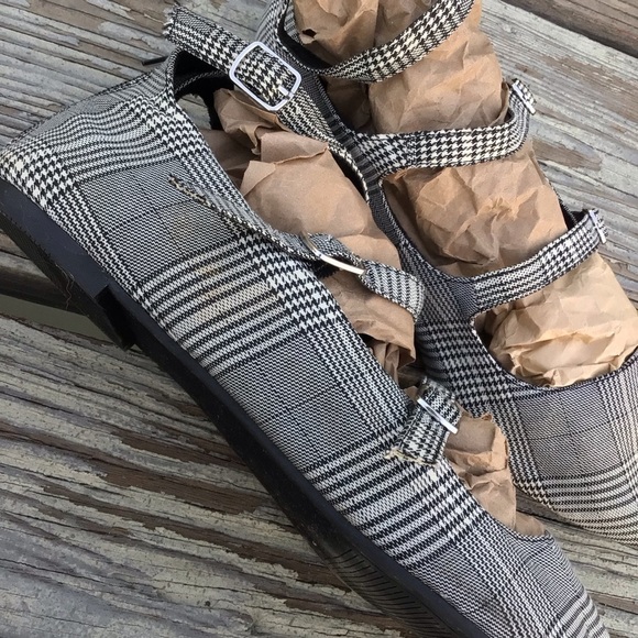 Torrid Plaid Triple Buckle 
Women’s Flats Size 9 W - Picture 7 of 8